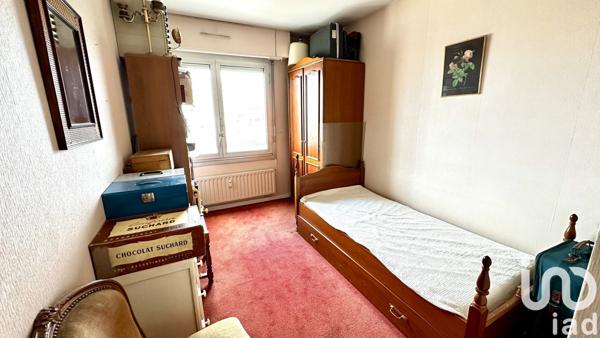 Appartement 4 pièces de 91 m² à Courbevoie (92400)