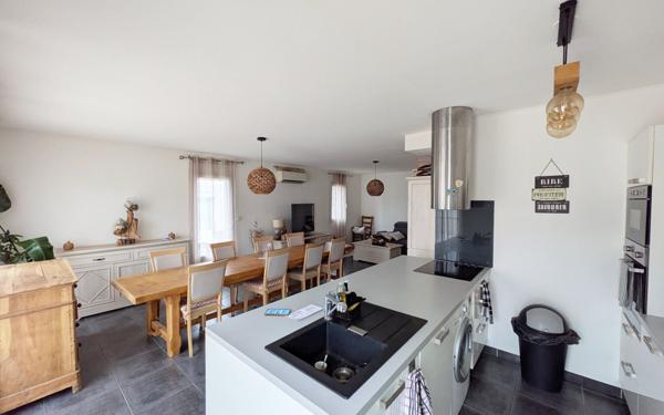 Maison à vendre    3 pièces •  Sorgues