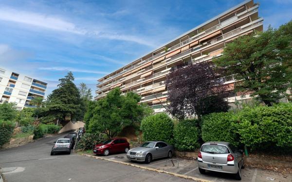 Appartement à vendre    1 pièce • 30,95 m2 Nice
