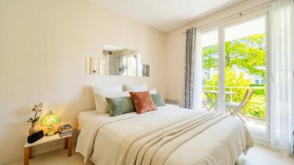QUIMPER (29) - Appartement T3 de 71 m² habitable - Terrasse - Jardin - Garage privé.