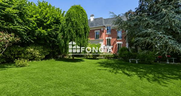 À vendre Maison 11 pièces 360 m² - Fontenay-aux-roses 92260