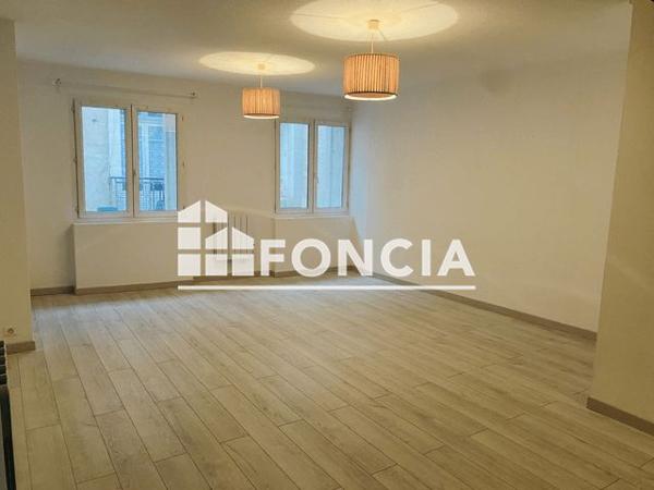 Location Appartement 3 pièces 89.74 m² - 4 RUE CALQUIERES -2ème étage - Clermont-l'herault 34800