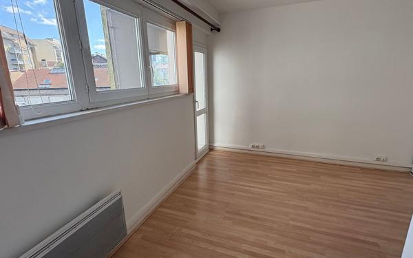 Appartement à vendre    2 pièces • 52 m2 Pau