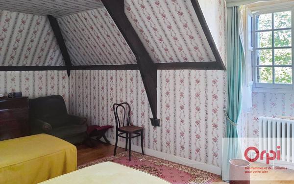 Maison à vendre    7 pièces •  La Bachellerie