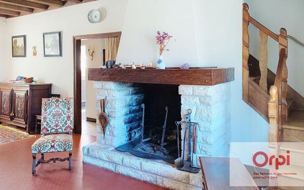 Maison à vendre    7 pièces •  La Bachellerie