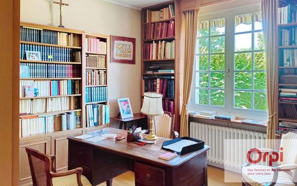 Maison à vendre    7 pièces •  La Bachellerie