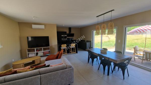 Neuve, lumineuse, prete a vivre !