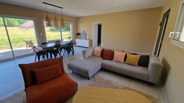 Neuve, lumineuse, prete a vivre !