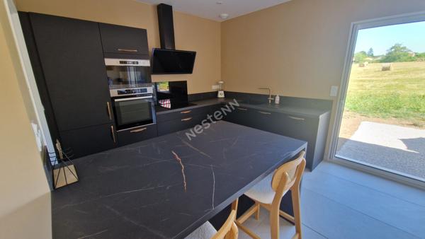 Neuve, lumineuse, prete a vivre !