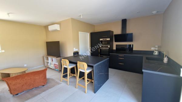 Neuve, lumineuse, prete a vivre !