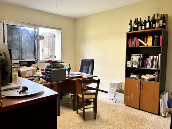 Local Commercial - 608 m²