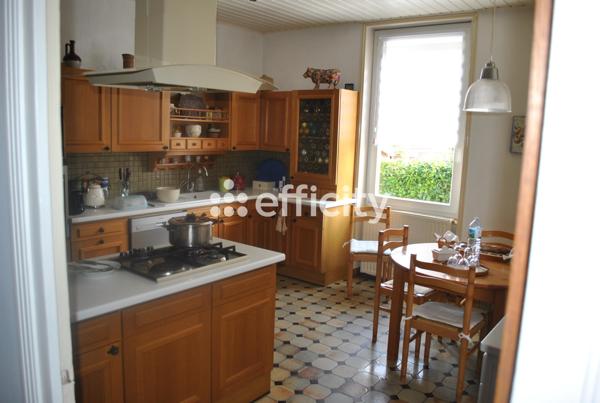 Maison 8 pièces - 215 m² Exclusivité efficity