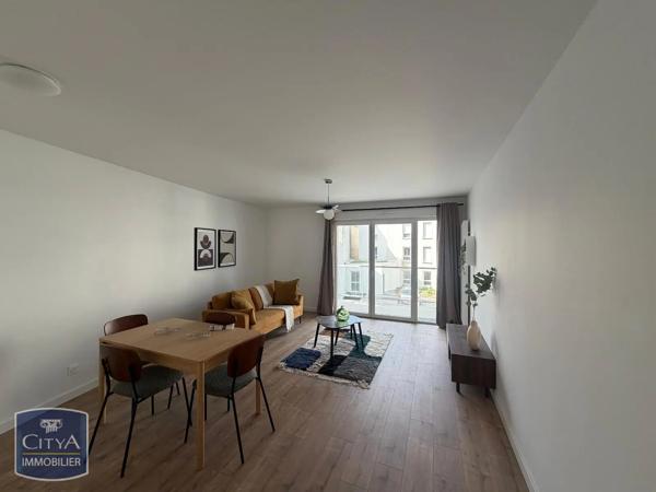 Appartement à louer 3 pièces 64.05m² Douarnenez (29100)