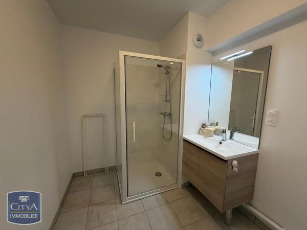 Appartement à louer 3 pièces 64.05m² Douarnenez (29100)