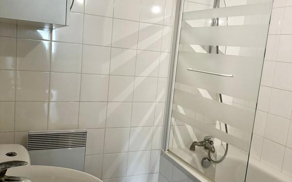 Appartement à vendre    2 pièces • 49,65 m2 Strasbourg