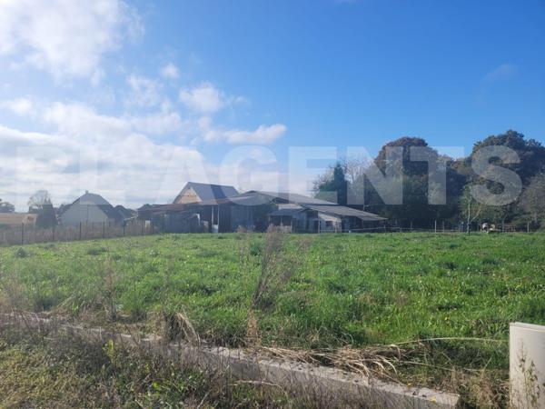 TERRAIN à vendre à Limendous 