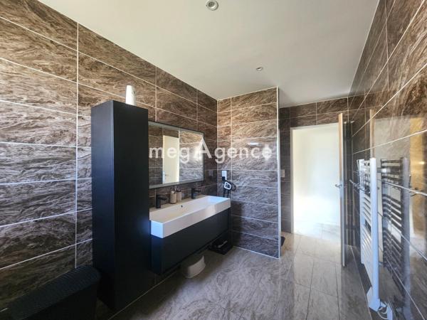 Maison à SAINT-ANDRE-DE-CUBZAC, 33240 - 5 pièces 120m²