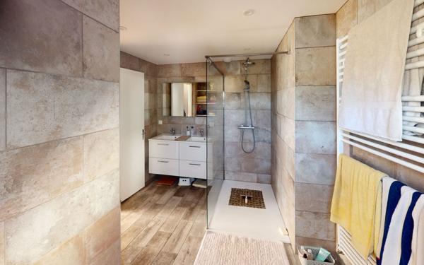 Maison à vendre    5 pièces •  Ennery