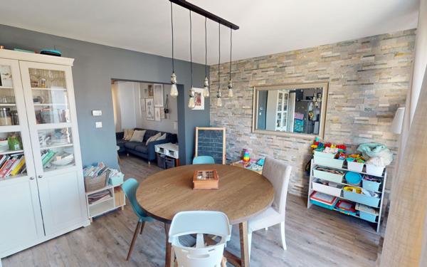 Maison à vendre    5 pièces •  Ennery