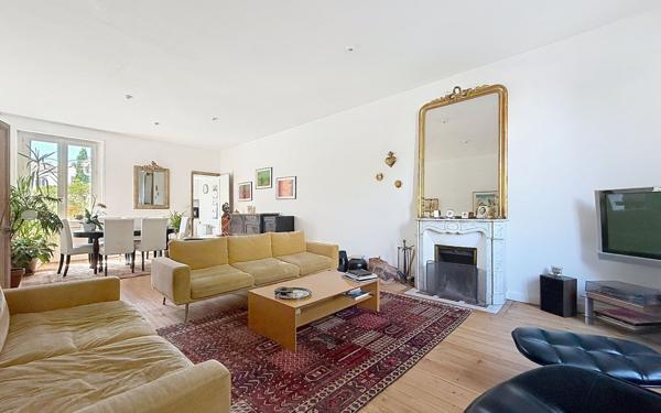 Maison à vendre    8 pièces •  La Rochelle