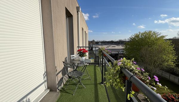 Magnifique T3 dernier étage avec 45 m² de terrasse – cave et 2 parkings