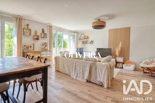 Appartement à vendre 4 pièces 76 m² Saint-Brice-sous-Forêt