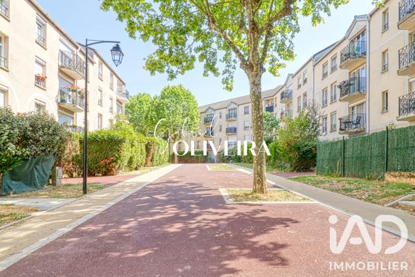 Appartement à vendre 4 pièces 76 m² Saint-Brice-sous-Forêt