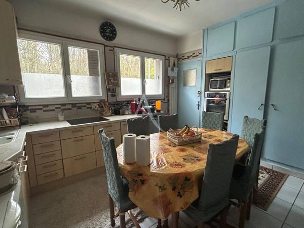 Maison Pontault Combault 8 pièce(s) 157 m2