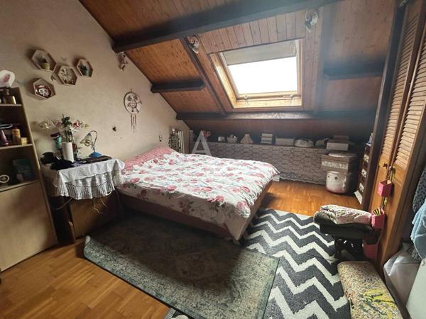 Maison Pontault Combault 8 pièce(s) 157 m2