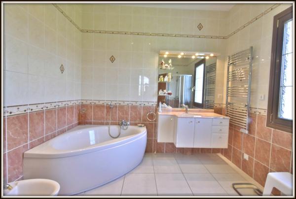 PROPRIETE 13 Ha - MAISON DE MAITRE + APPARTEMENT - CLASSE ENERGIE B
