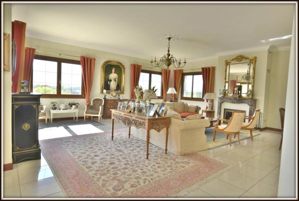 PROPRIETE 13 Ha - MAISON DE MAITRE + APPARTEMENT - CLASSE ENERGIE B