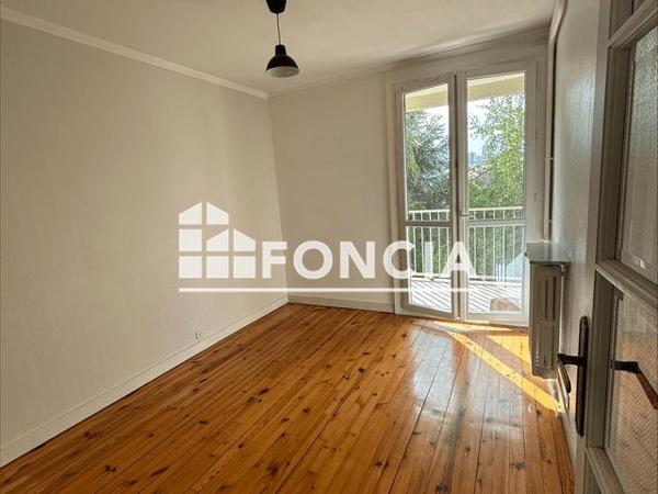 Location Appartement 3 pièces 59.2 m² - 5/7/9/11 RUE LISFRANC Saint-etienne 42100