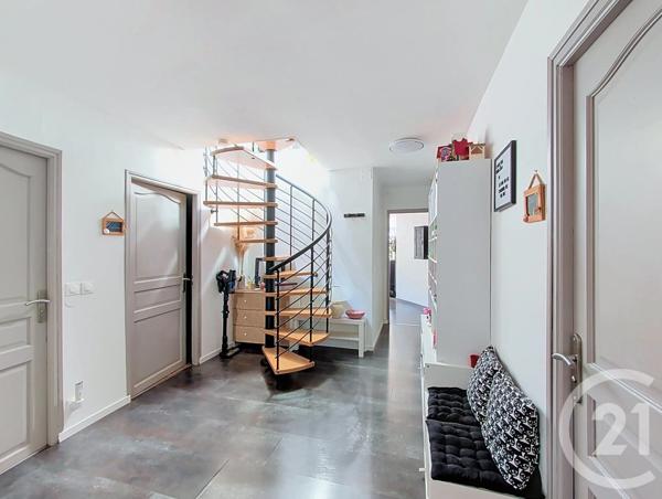 Appartement F4 à vendre  4 pièces - 90,61 m 2   METZ  - 57
