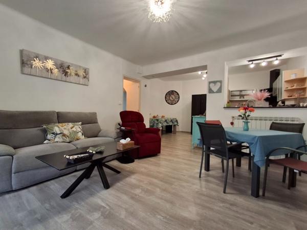 Appartement Bedarieux avec garage et terrasse