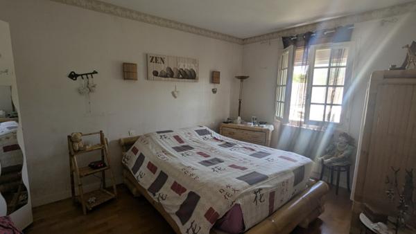 Maison  5 pièce(s)  3 chambre(s)  147 m²