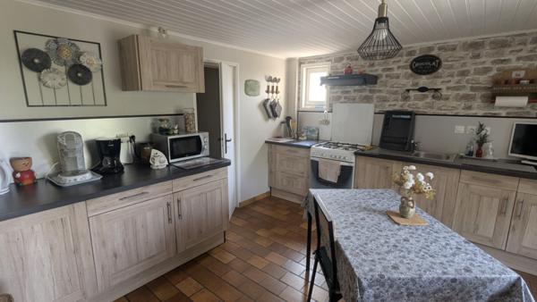 Maison  5 pièce(s)  3 chambre(s)  147 m²