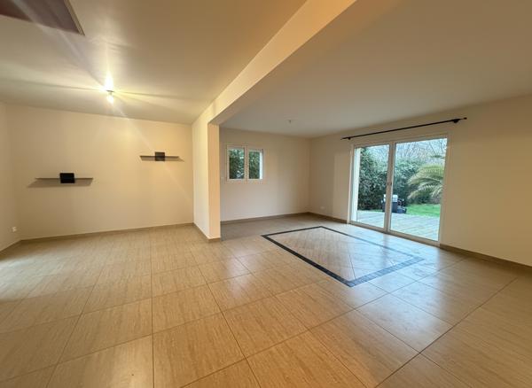 Maison familiale T6 - Hauts de Véretz - Vue dégagée sur les champs