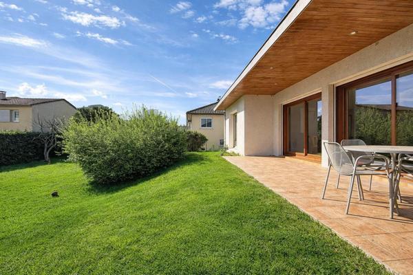 Villeurbanne, maison d'architecte de plain-pied