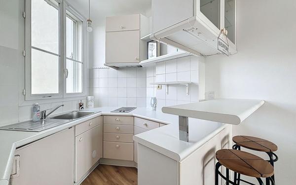 Appartement à louer    1 pièce • 27 m2 Rueil-Malmaison