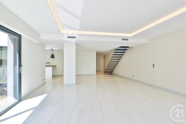 Appartement F5 à vendre  5 pièces - 191,23 m2 ST JEAN CAP FERRAT - 06