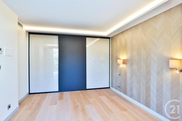 Appartement F5 à vendre  5 pièces - 191,23 m2 ST JEAN CAP FERRAT - 06