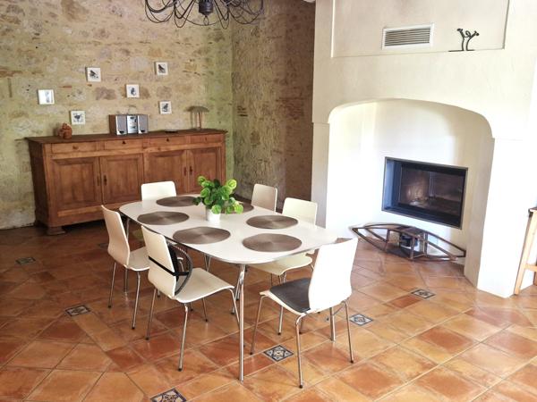 Lectoure (32700) ANCIENNE MAISON EN PIERRE AVEC PLUS DE 2HA DE TERRAIN, PISCINE, MAISON D'AMIS, DEPENDANCES ATTENANTES