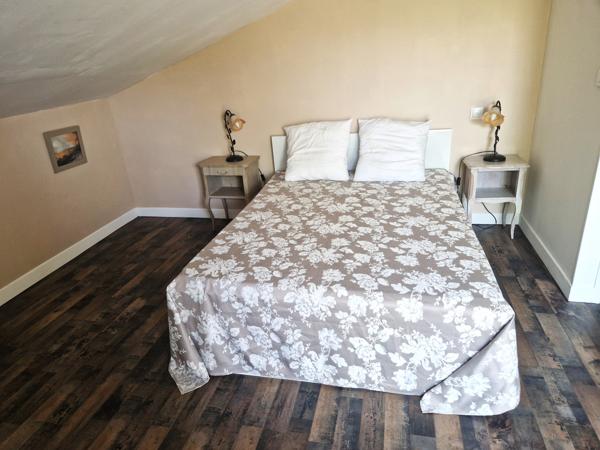 Lectoure (32700) ANCIENNE MAISON EN PIERRE AVEC PLUS DE 2HA DE TERRAIN, PISCINE, MAISON D'AMIS, DEPENDANCES ATTENANTES