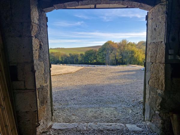 Lectoure (32700) ANCIENNE MAISON EN PIERRE AVEC PLUS DE 2HA DE TERRAIN, PISCINE, MAISON D'AMIS, DEPENDANCES ATTENANTES