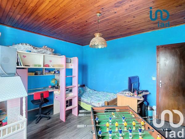 Maison de village 4 pièces de 107 m² à Lupé (42520)