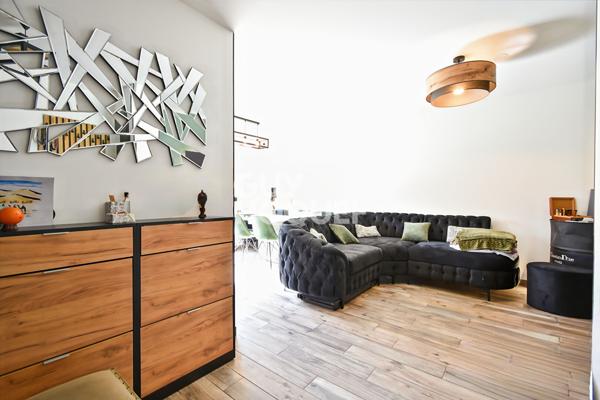 Superbe duplex de 75 m² avec terrain privatif de 40 m²,