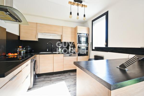 Superbe duplex de 75 m² avec terrain privatif de 40 m²,