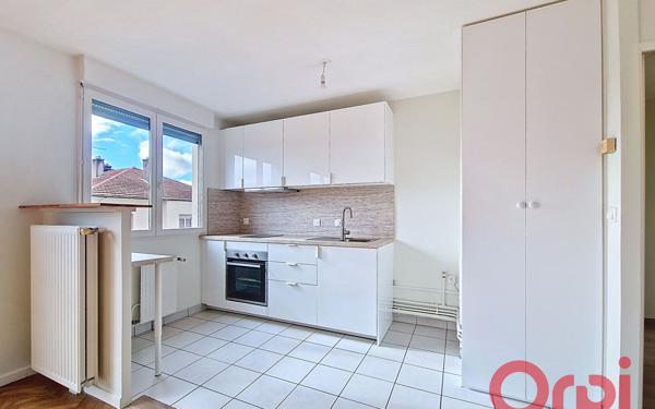 Appartement à louer    2 pièces • 53,50 m2 Lyon 3