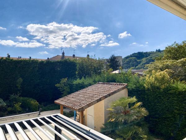 Tournon-sur-Rhône (07300) Villa 180 m² avec piscine et terrain - DPE A - Tournon-sur-Rhône centre-sud