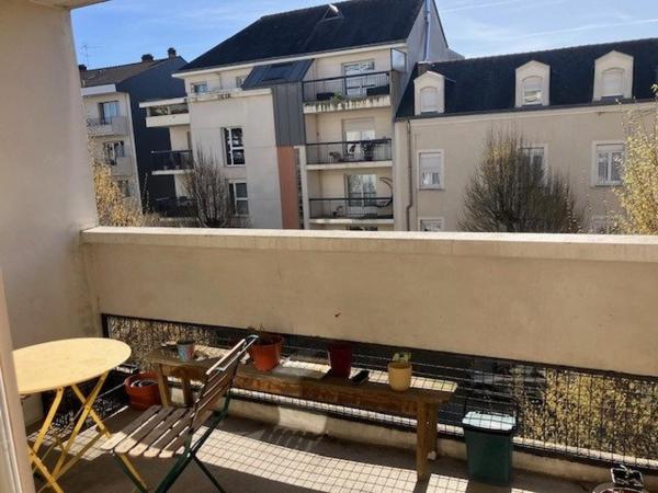 Idéal investisseur, appartement T4 en colocation, proche centre-ville, quartier St Michel / Jardin des Plantes.